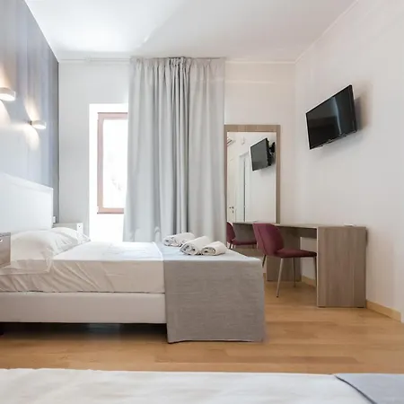 Luciano Laterani Guest house Rome